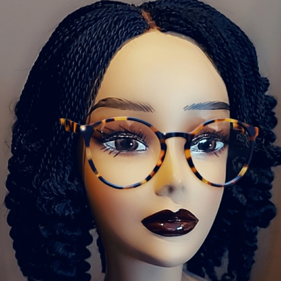 Wig - Picture 2 of 2